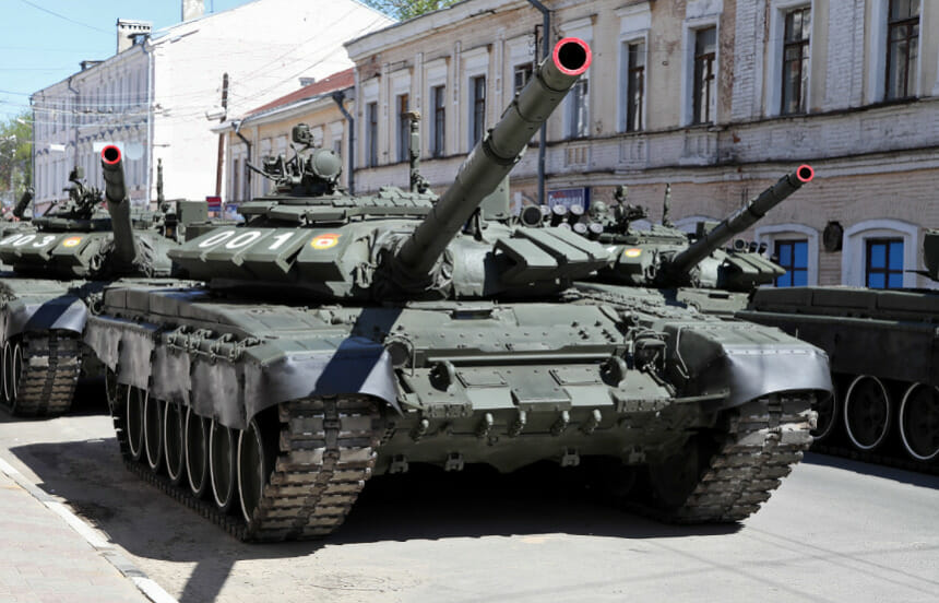Ucraina face bilanțul distrugerilor rusești: 80 de tancuri, 516 blindate, 10 avioane, 7 elicoptere