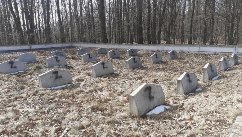 Morminte din România ale unor soldați sovietici, profanate! Rușii fac investigații