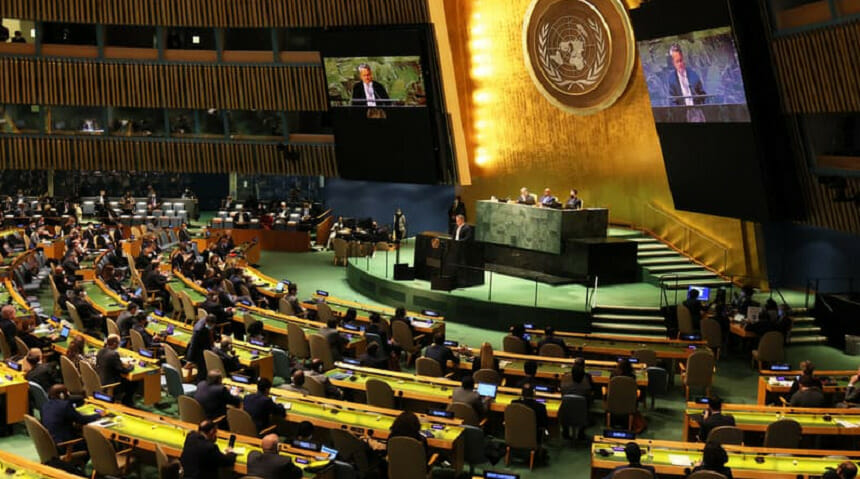 141 de ţări membre ONU cer Moscovei să oprească războiul. China s-a abţinut