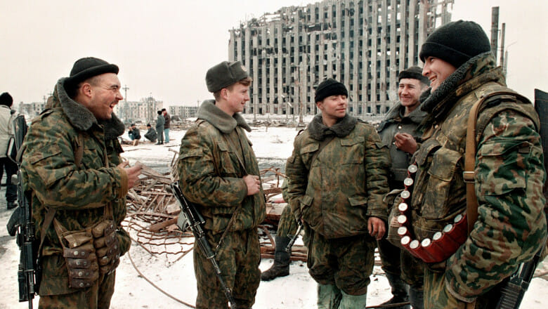 CNN: Cultura cruzimii curge adânc prin venele soldaților ruși. Invazia Ucrainei, o umbră a războaielor din Siria și Cecenia