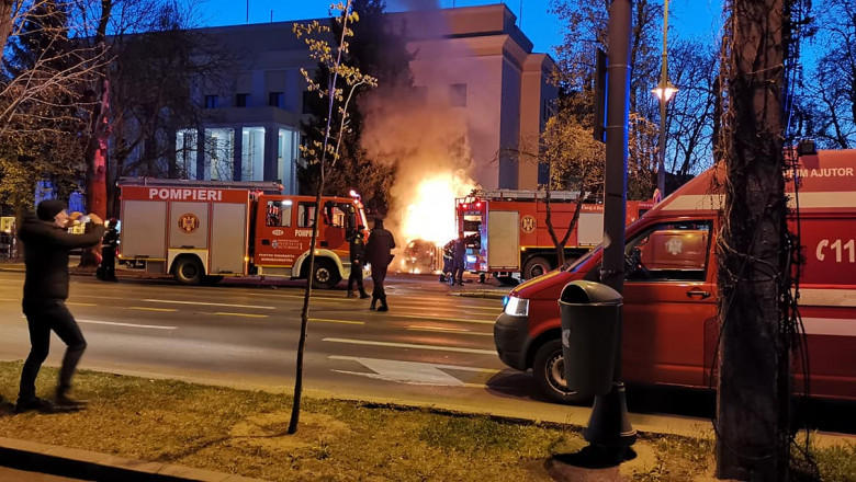 Ambasada Rusiei: Doi funcţionari ai misiunii diplomatice au încercat să-l salveze pe omul în flăcări riscându-şi viaţa