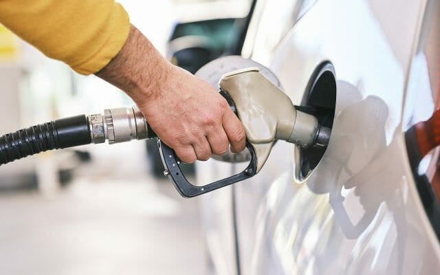 Ciolacu anunță posibila creștere a valorii tichetelor de masă și deducerea accizei la carburanți pentru transportatori