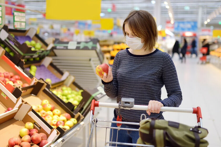 Preţurile alimentelor au scăzut puternic în 2023, însă oamenii nu văd asta la supermarket. Explicația FAO