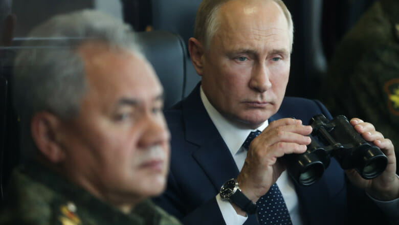 Un cunoscut comandant rus îl acuză pe Șoigu de „neglijență criminală”: „Suspectez trădare”