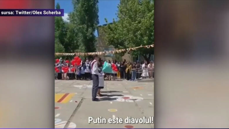 O elevă din Rusia a strigat în timpul unei festivități de la școală: „Libertate pentru Ucraina”