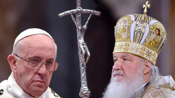 Patriarhul Kiril, „băiatul de altar” al lui Putin, dialog delirant cu Papa Francisc despre războiul din Ucraina