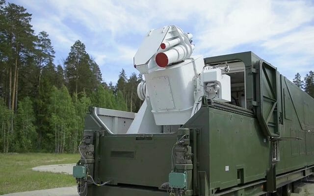 Rusia utilizează în Ucraina „primele prototipuri de arme puternice cu laser”, denumite „Zadira”, care „ard țintele”