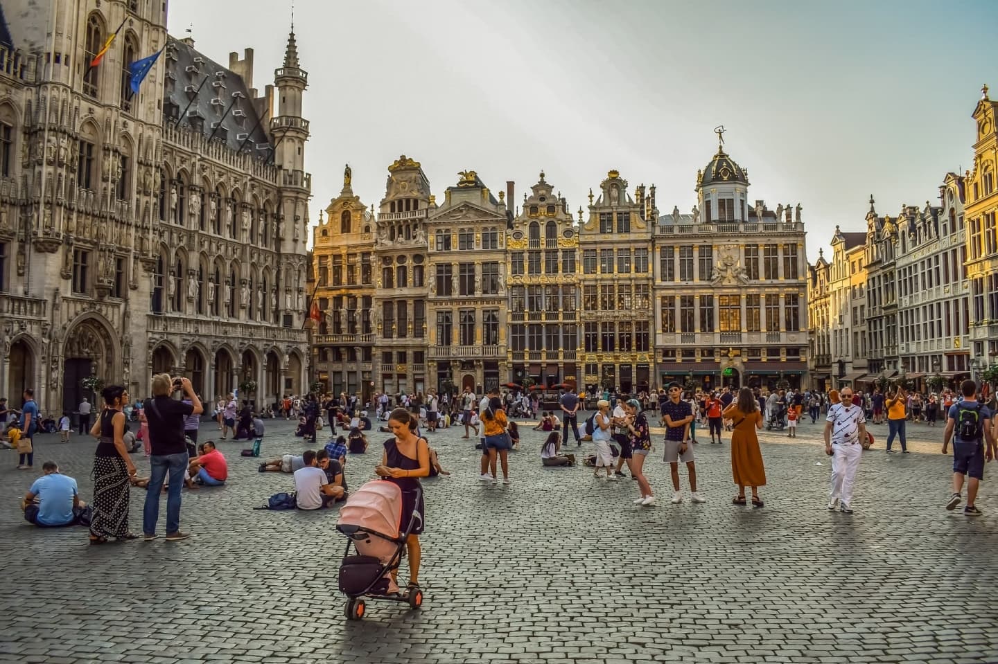 Cât de mult te costă, de fapt, să locuiești în Belgia? Cât de scumpă e viața acolo?