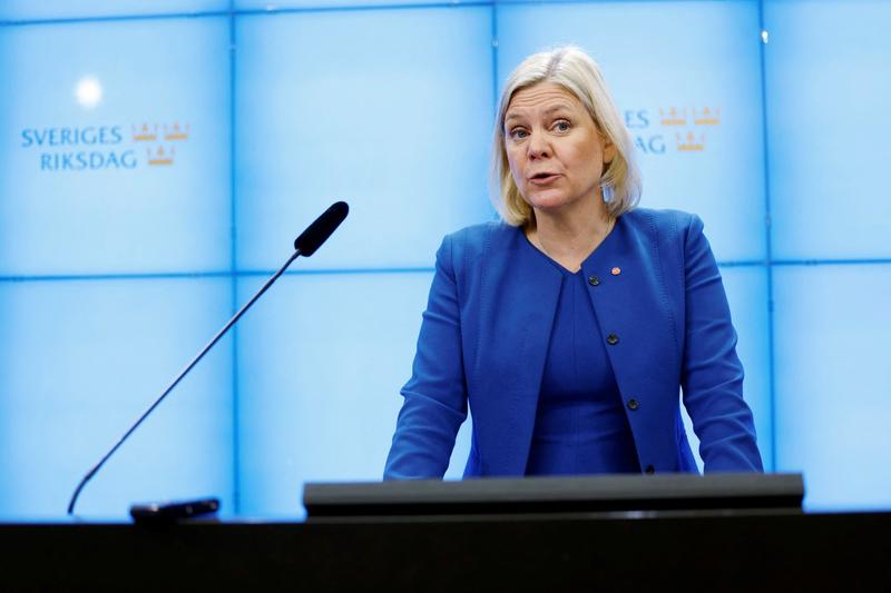 Suedia anunță oficial cererea de aderare la NATO, la o zi de la decizia similară a Finlandei