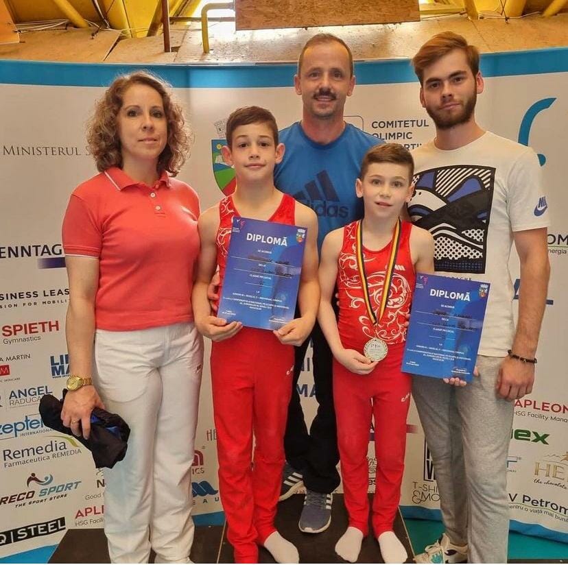 Urzică junior nu are rival în România! A plecat de la Campionatul Național cu 7 medalii de aur!