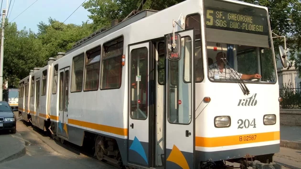 Bucureşti – Încep lucrările pentru reabilitarea buclei de tramvai de pe Bulevardul Aerogării, proiect estimat la 9,6 milioane de lei / Nicuşor Dan anunţă că Primăria Sector 1 contribuie cu 5 milioane de lei