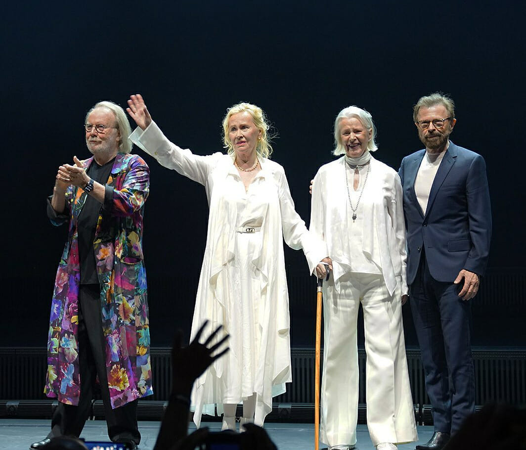 ABBA, din nou împreună, pe scenă, după 40 de ani. Minunea s-a produs ieri