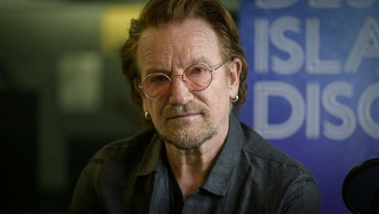 Bono de la U2 a povestit că are un frate vitreg de existența căruia nu a știut nimic zeci de ani