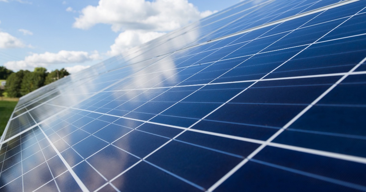 AFM: 2.519 cereri de finanţare aprobate în cadrul Programului Casa Verde Fotovoltaice – sesiunea 2021 / Beneficiarii obţin până la 20.000 lei nerambursabil pentru instalarea de sisteme de panouri fotovoltaice cu o putere instalată de minimum de 3kW