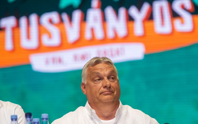 De față cu Viktor Orban, polițiștii și DIICOT au prins traficanți de droguri la manifestările de la Băile Tușnad￼