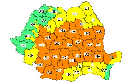 Cod Portocaliu de instabilitate atmosferică și vijelii puternice duminică în Transilvania, Moldova și sudul României