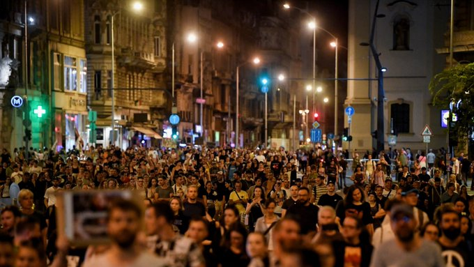 Proteste în Ungaria din cauza unei legi care creşte drastic impozitele pentru întreprinderile mici