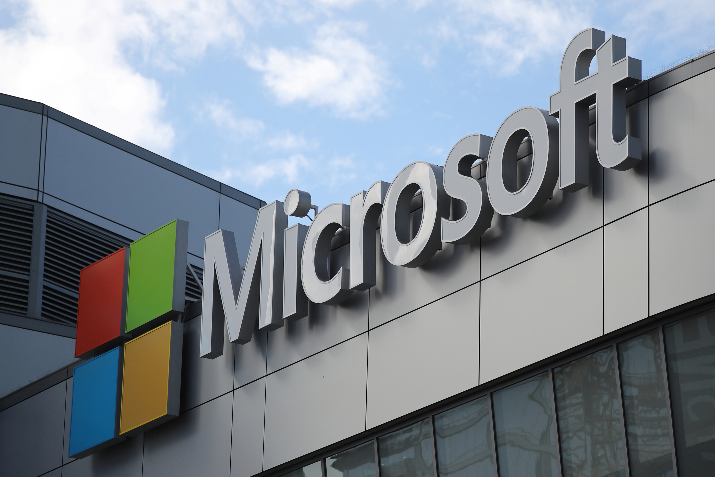 O firmă austriacă acuzată de Microsoft de crearea unui soft maliţios afirmă că softul său de spionaj ”Subzero” a fost destinat numai statelor membre UE