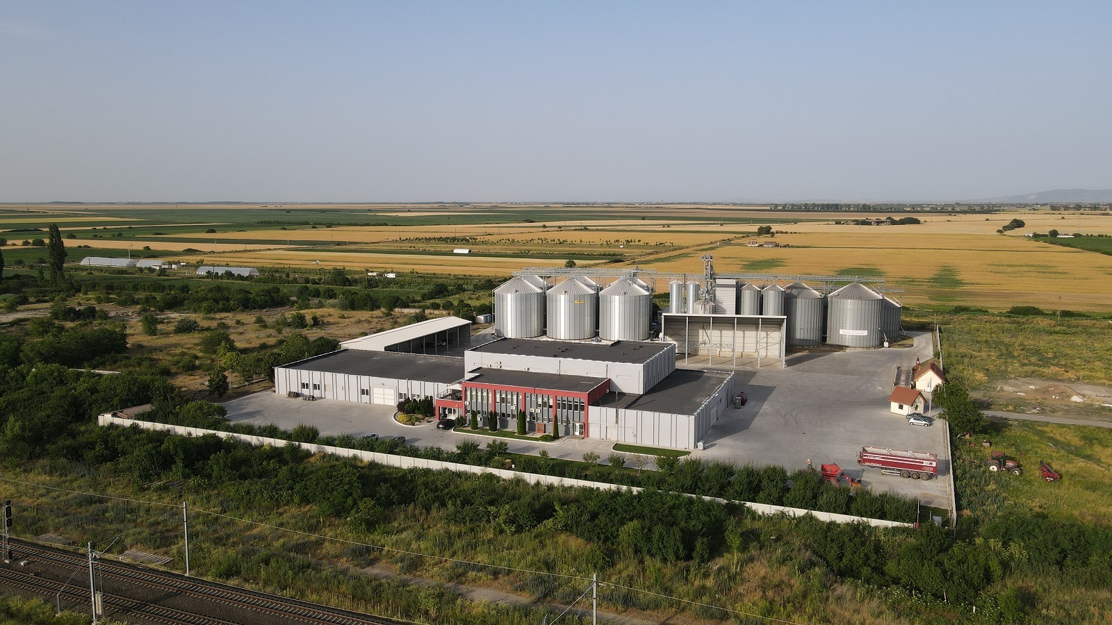 Compania românească ROCA Investments lansează holdingul de agricultură ROCA Agri RDF şi estimează afaceri de până la 700 milioane lei, în 2022, din agricultură