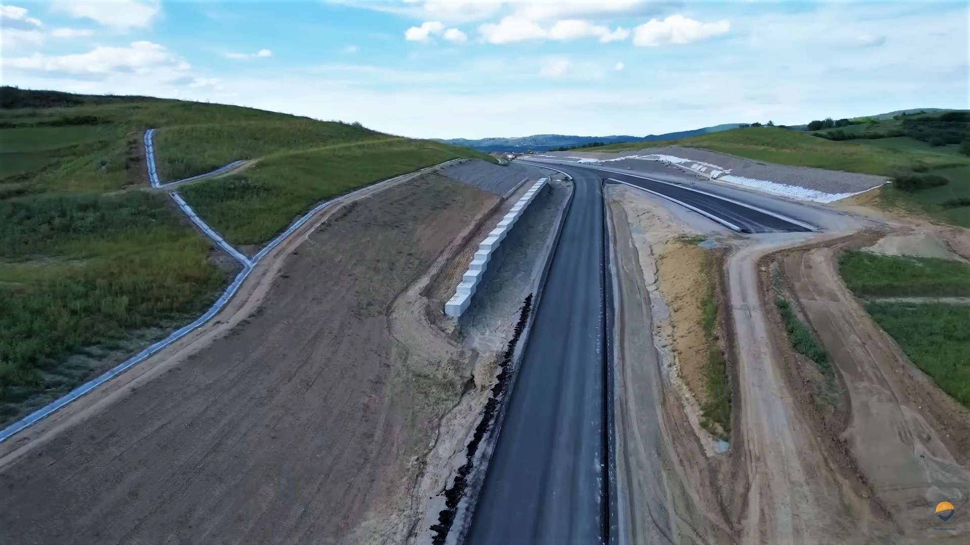Asociaţia Pro Infrastructură: Autostrada A1 Sibiu-Boiţa probabil va fi deschisă în decembrie / Stadiul fizic al lucrărilor – 80% / Cei 13,17 km sunt singurii kilometri de autostradă care vor fi daţi în trafic în acest an