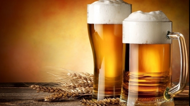 5 august, Ziua internaţională a berii. Platon: Cel care a inventat berea a fost un înţelept