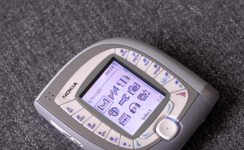 Cum arată cele mai ciudate telefoane pe care le-a lansat Nokia de-a lungul istoriei sale. VIDEO