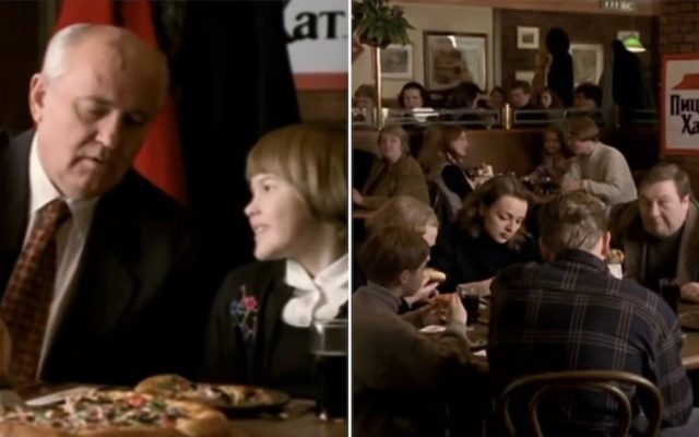VIDEO Reclama iconică la Pizza Hut în care a jucat Gorbaciov, creatorul marilor reforme care au permis venirea brandurilor în URSS