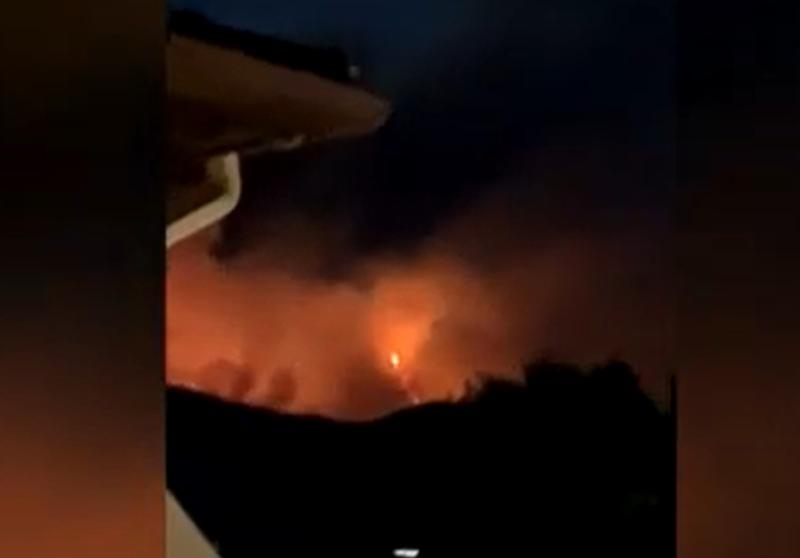VIDEO Incendiu puternic în Thassos, destinație preferată de români. O localitate a fost evacuată