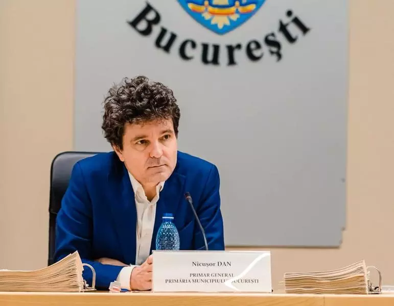 Nicușor Dan a dat în judecată MOL România! Ce spune primarul general despre opt benzinării ale companiei din București