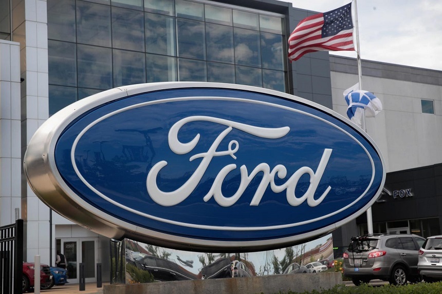 Ford Motor îşi amână investiţiile de producţie în Spania, invocând ”o perspectivă revizuită pentru Europa”