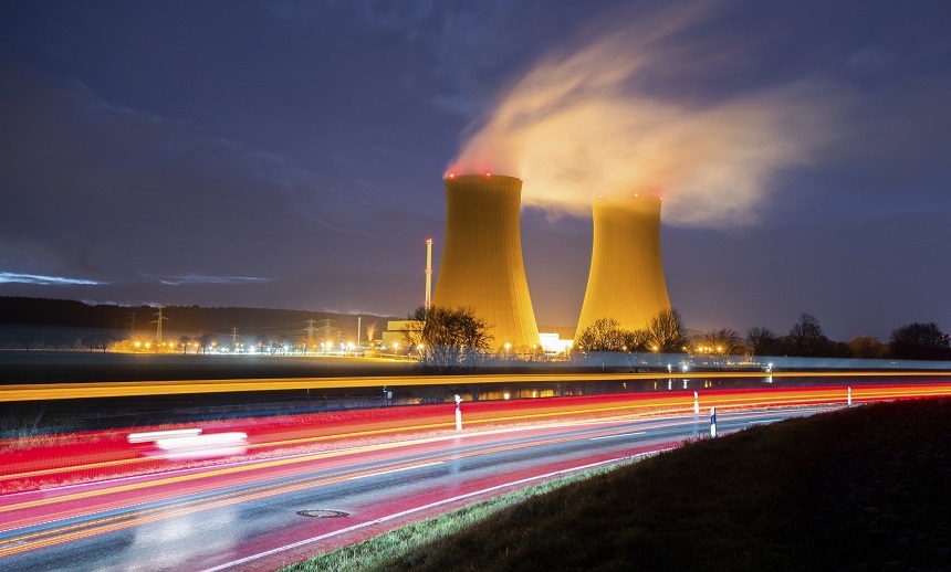 Ministrul german al Economiei exclude menţinerea în funcţiune a celor trei centrale nucleare rămase în ţară, pentru a economisi gaze
