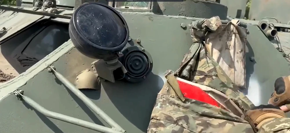 Ucrainenii au râs de ce au găsit în interiorul vestelor antiglonț ale soldaților ruși: „A doua armată a lumii” VIDEO