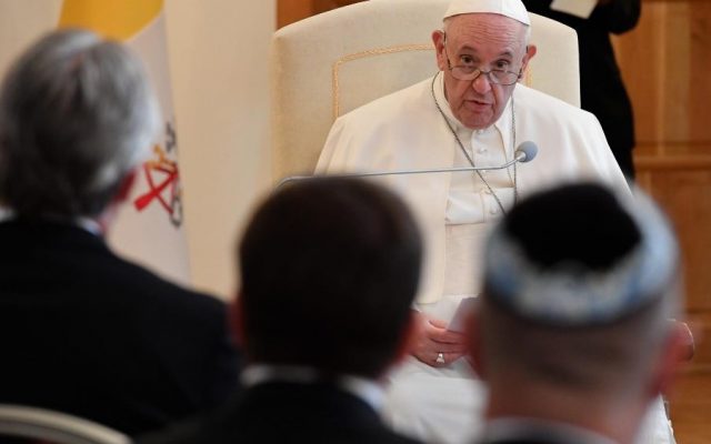 Papa Francisc: Istoria este în regres, este al treilea război mondial „total”
