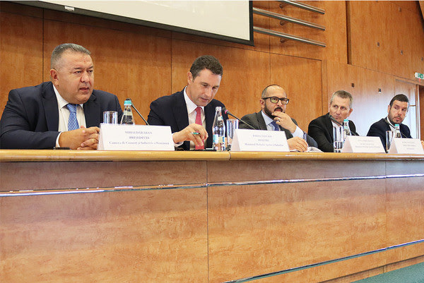 Conferinţa ”Potenţial verde pentru o industrie a viitorului” – Preşedintele CCIA: Lemnul românesc n-ar trebui să părăsească ţara decât sub formă de produse de mobilier / Ministrul Mediului afirmă că pădurile trebuie să rămână sănătoase