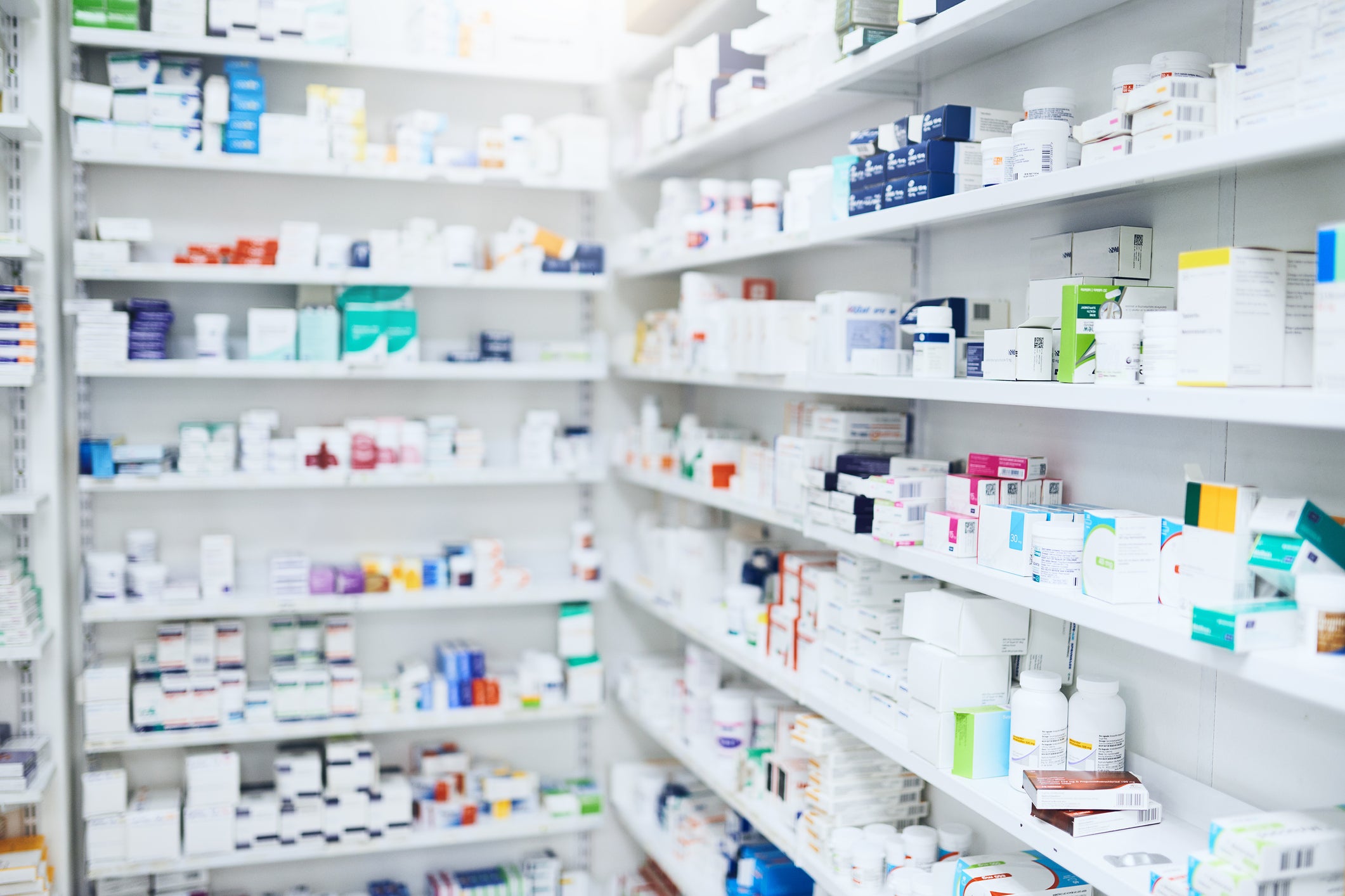 Criză de medicamente în farmacii, în plin sezon de viroze