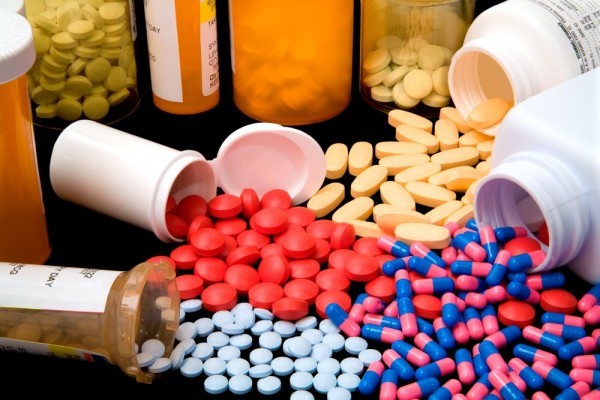 Producătorii europeni de medicamente avertizează că ar putea înceta să mai producă medicamente generice ieftine din cauza creşterii costurilor electricităţii