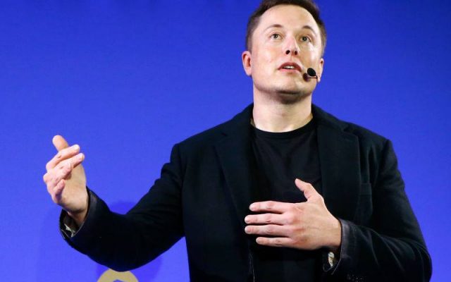 „La naiba cu ea”: Elon Musk se răzgândește și anunță că va continua să finanțeze rețeaua Starlink în Ucraina
