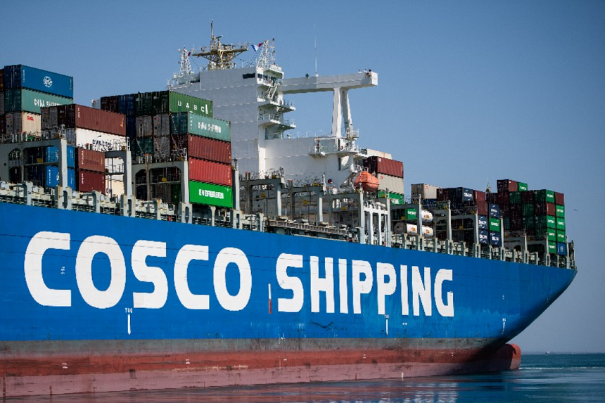 Germania acceptă grupul chinez Cosco în acționariatul portului din Hamburg