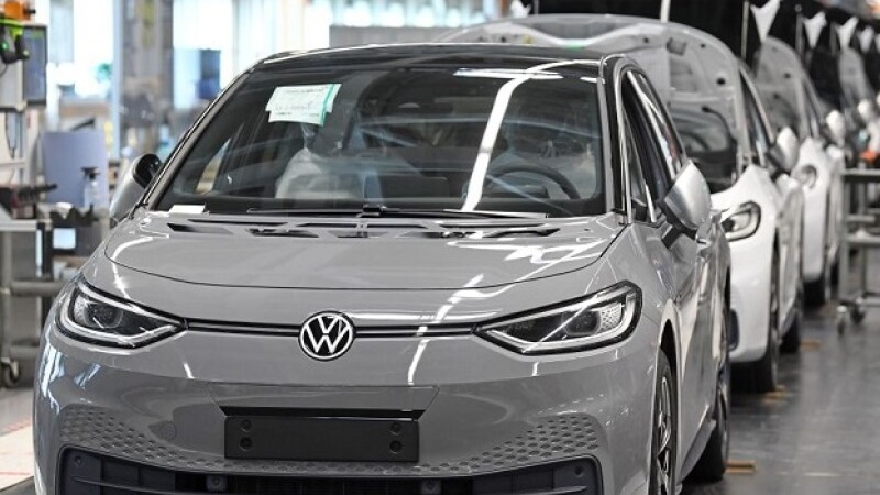 Volkswagen a făcut anunțul care va schimba toată industria auto: Va produce doar maşini electrice