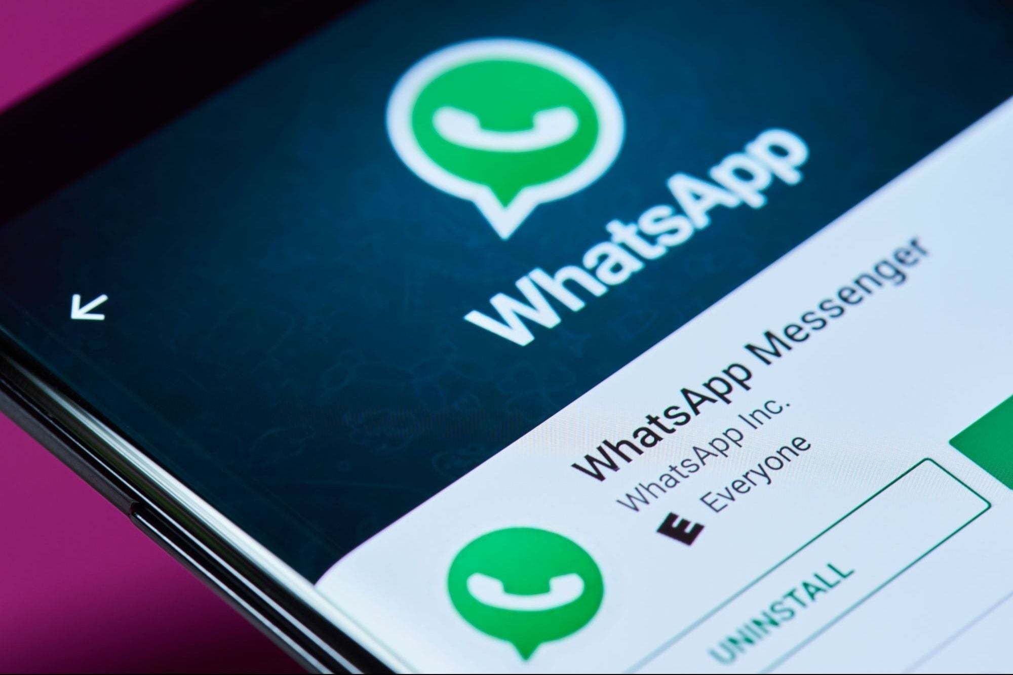 UPDATE Utilizatorii Whatsapp au semnalat, marţi, probleme privind transmiterea de mesaje pe grupuri