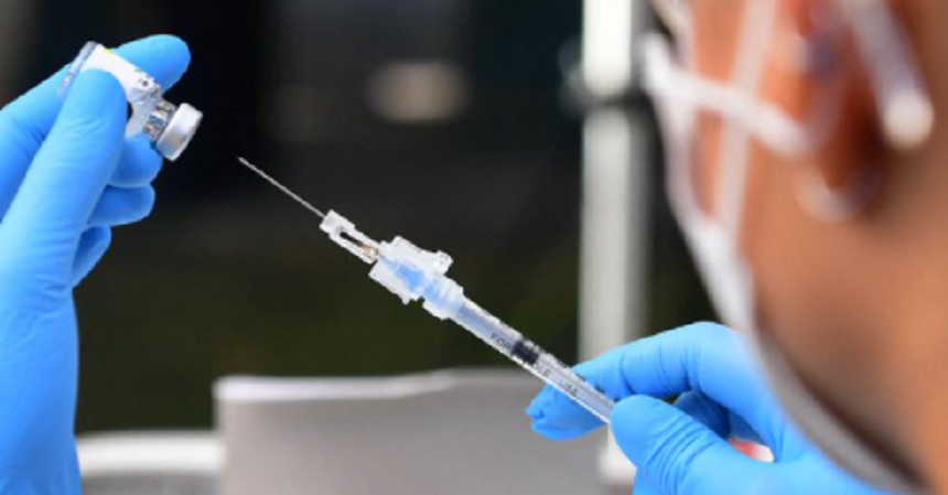 Pfizer-BioNTech începe testarea unui vaccin combinat împotriva Covid şi a gripei