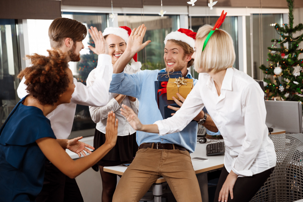Cadourile corporate – cum vă pot susține afacerea în sezonul sărbătorilor?