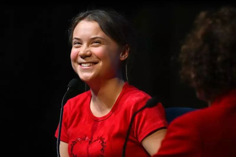 Greta Thunberg îl ironizează pe Andrew Tate după ce a fost reținut în România
