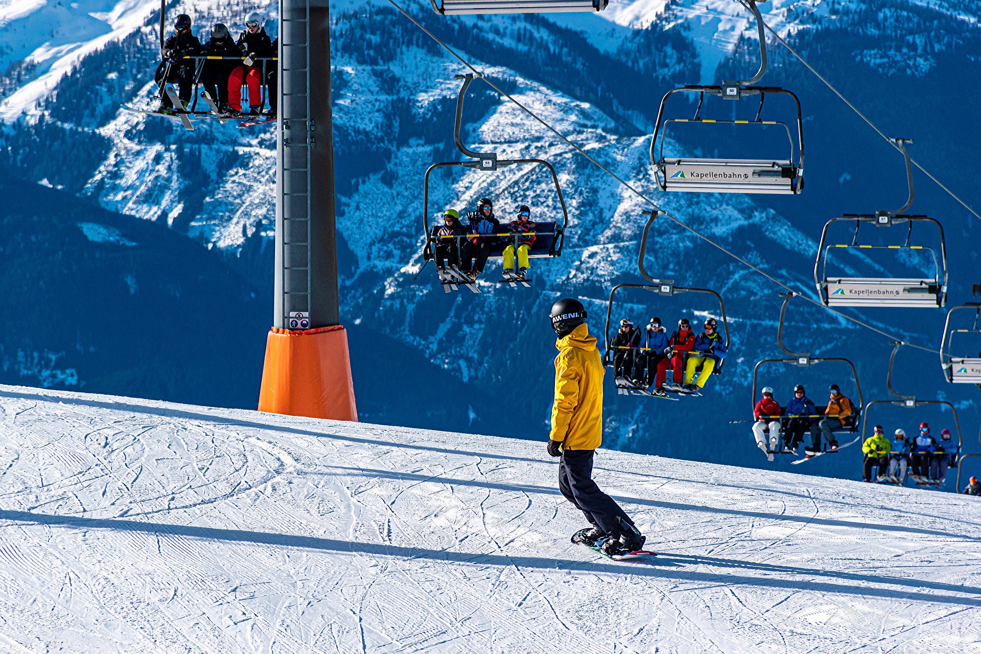 Câți bani cheltuiesc, de fapt, românii care merg la schi în Austria: „O cameră în sezonul de iarnă costă cel puțin 1000 de euro”