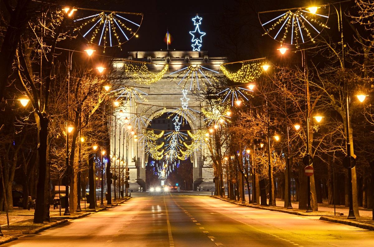 Nicuşor Dan anunță că Bucureștiul se alătură iniţiativei „O oră pentru Ucraina”: „Vom stinge iluminatul festiv”