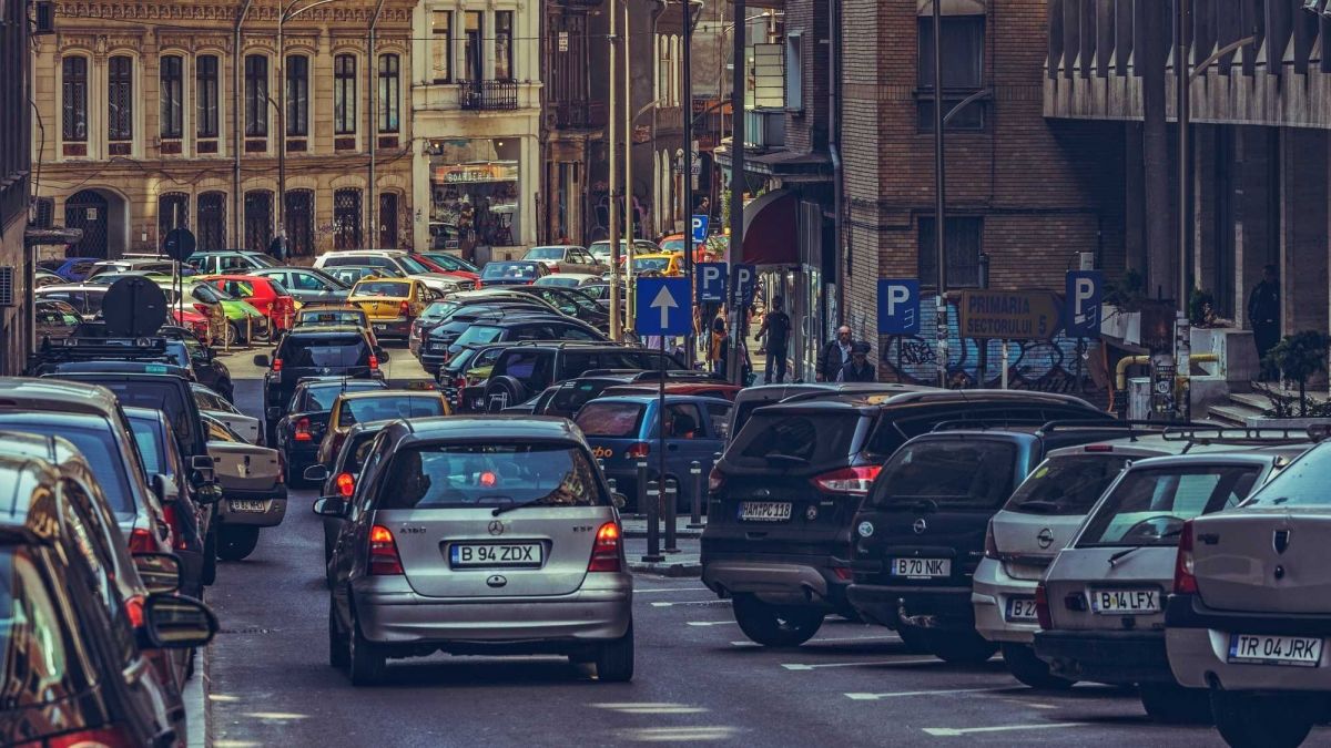 Parcare gratuită în București pentru șoferii acestor mașini