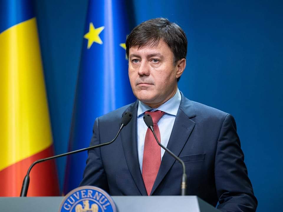Ministrul Economiei: România îşi propune să-şi reorganizeze industria de stat a apărării pentru a creşte producţia şi exporturile