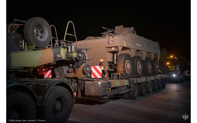 Reuters dă de gol Franța: Trupele militare din România sunt pentru a atrage contracte militare grase