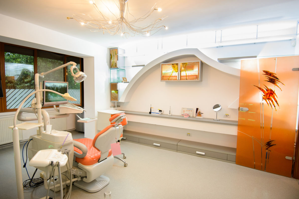 Dental West – o clinică stomatologică care a ridicat standardele industriei medicale