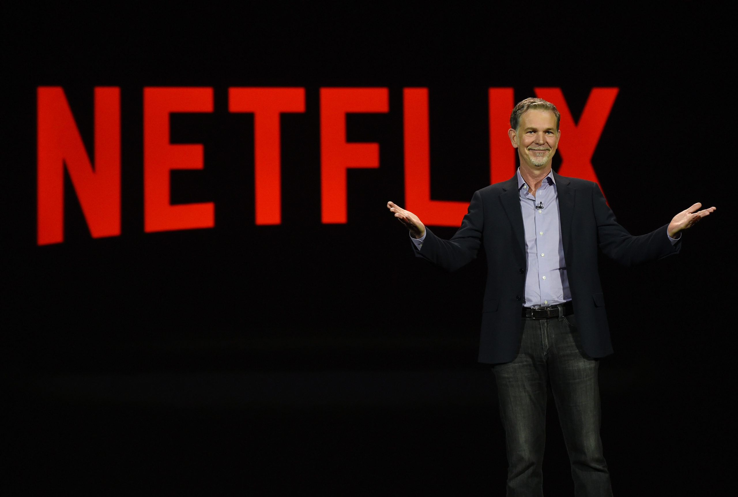 Reed Hastings renunţă la conducerea Netflix